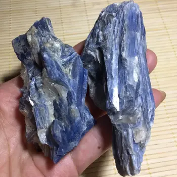  Натуральный необработанный камень Кианит Кварц Синие кристаллы Гравий Цианит Драгоценный камень для целебных кристаллов
